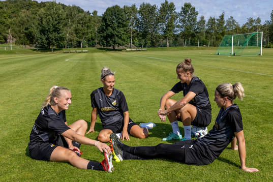 OS tjejerna Stina Blackstenius, Emma Kullberg  Filippa