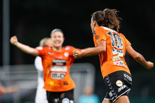 Kristianstads Anna Welin jublar efter 1-3