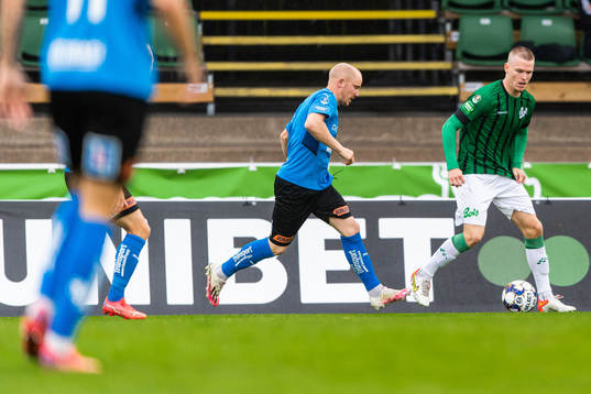 Varbergs Anton Liljenbäck och Halmstads Simon Lundevall