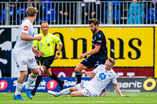 Christoffer Aasbak of Kristiansund and Ola Brynhildsen of