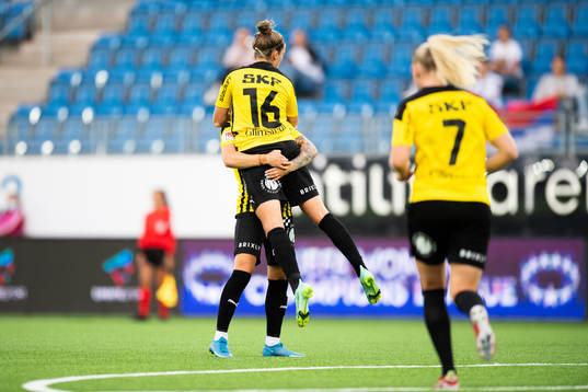 Filippa Angeldahl of Häcken celebrates