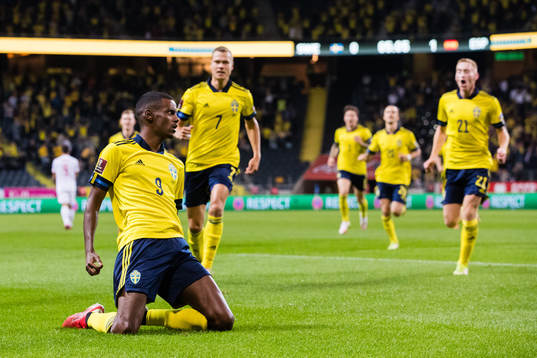 Alexander Isak of Sweden celebrates