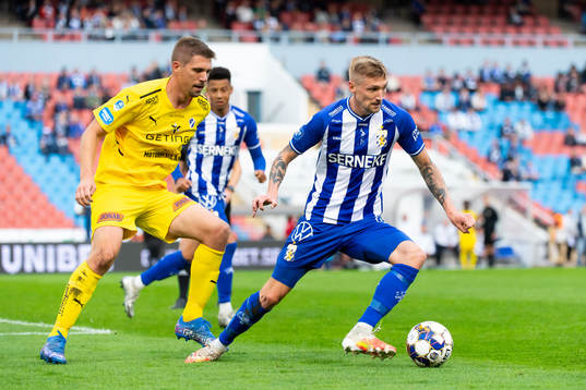 Halmstads Mikael Boman och IFK Göteborgs Sebastian Eriksson