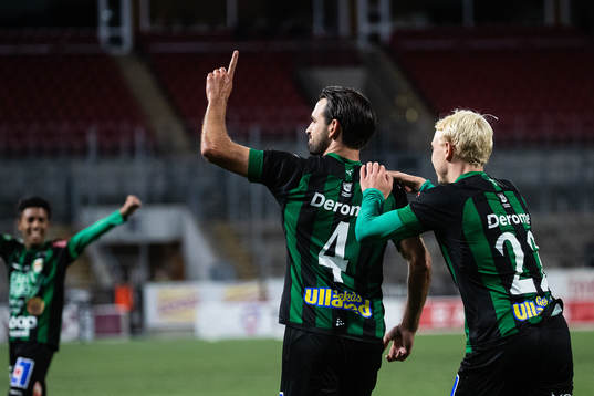 Varbergs Oliver Stanisic jublar