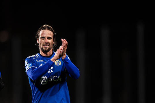 Sundsvalls Linus Hallenius jublar