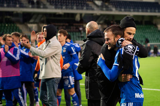Sundsvalls Linus Hallenius och Pontus Silfwer jublar