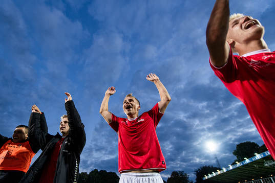 Kalmars Isak Jansson och Sebastian Ring jublar