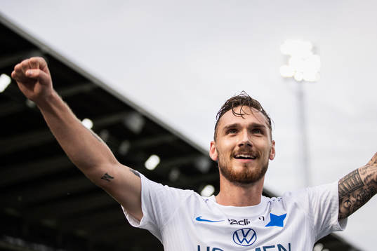 IFK Norrköpings Linus Wahlqvist jublar