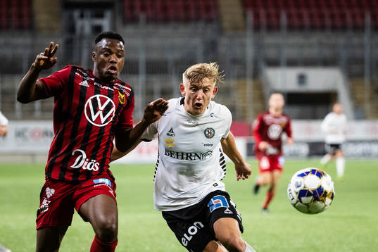 Östersunds Blair Turgott och Örebros Dennis Collander