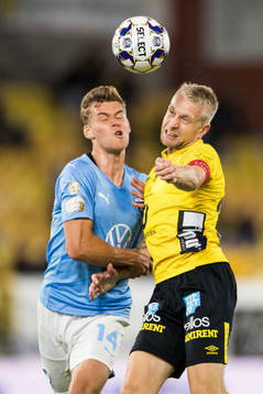 Malmö FFs Felix Beijmo och Elfsborgs Johan Larsson