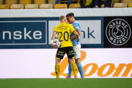 Elfsborgs Simon Strand och Malmö FFs Eric Larsson