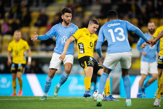 Malmö FFs Erdal Rakip och Elfsborgs André Rømer