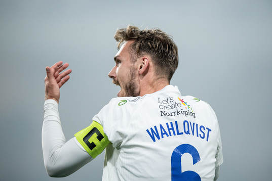 IFK Norrköpings Linus Wahlqvist jublar