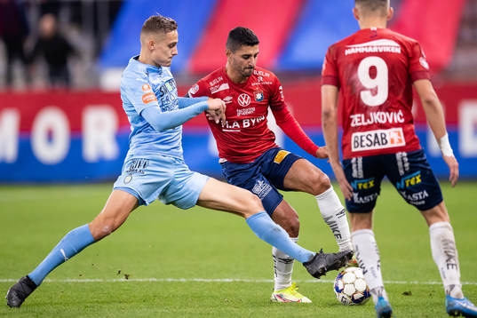 AFC Eskilstunas Pontus Rödin och Örgrytes Ailton Jose