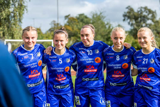 Södra Sandbys Sally Ebba Gertrud Fischer, Sanna Jeppsson, Isabella Nilsson, Louise Jonsson och Linnea Philipsson