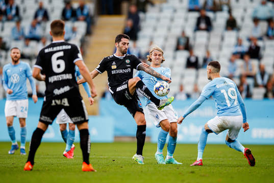Örebros Nahir Besara och Malmö FFs Sebastian Nanasi