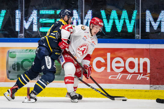 Södertäljes Andreas Hjelm och Troja/Ljungbys Oscar Öhman
