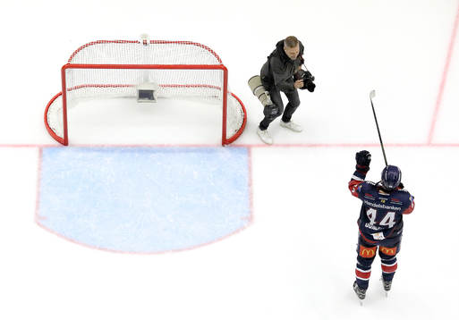 Linköpings Jonas Junland jublar