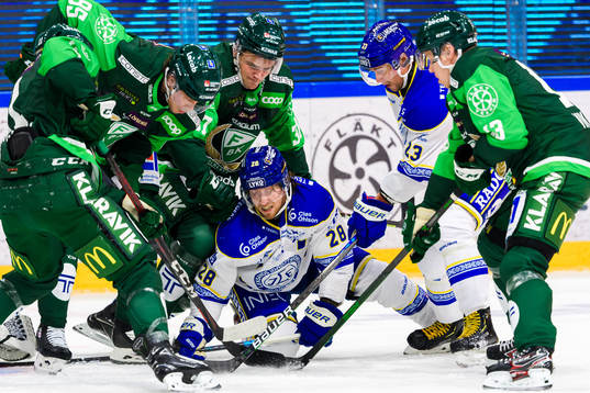 Färjestads Victor Ejdsell och Adam Ginning
