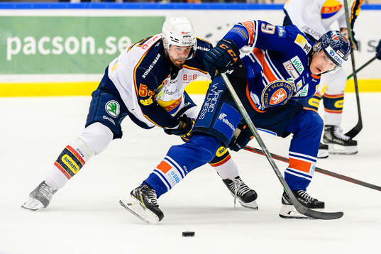 Djurgårdens Linus Videll och Växjös Pontus Holmberg