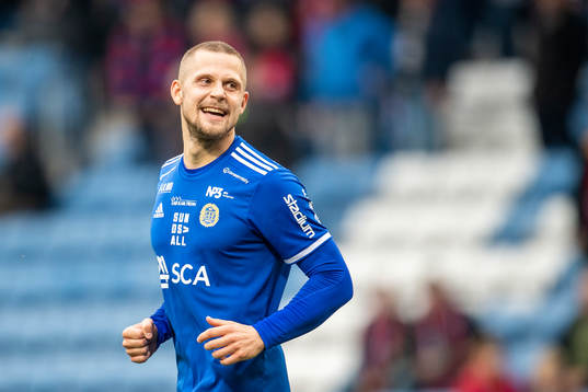 Sundsvalls Erik Andersson jublar efter slutsignalen