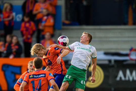 Erlend Segberg of Aalesund and Kristian Eriksen of HamKam