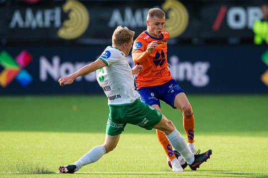 Kristian Eriksen of HamKam and David Kristjan Olafsson of Aalesund