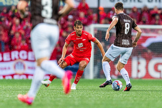Fredrik Pallesen Knudsen of Brann and Fredrik Brustad of