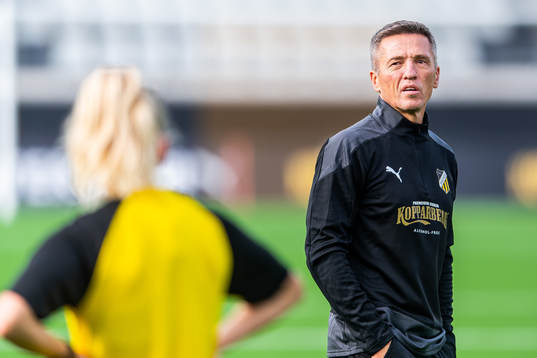 Head coach Mats Gren