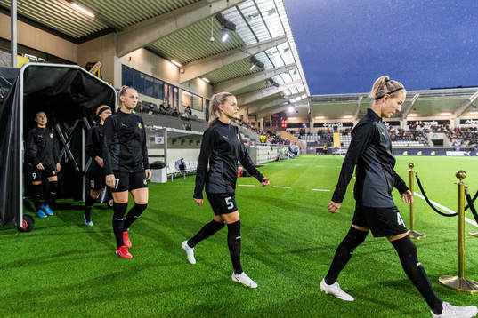 Stina Blackstenius, Lotta Ökvist and Emma Kullberg of
