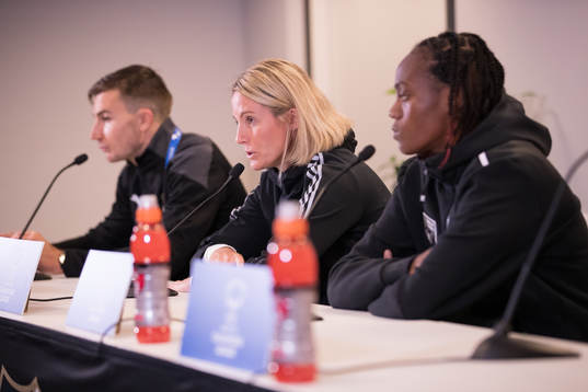 Sonia Bompastor, head coach and Melvine Malard  of Lyon