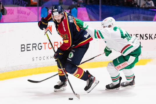 Djurgårdens Paul Carey och Rögles Samuel Jonsson