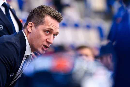 Växjös tränare Sam Hallam