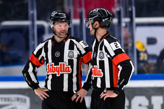 Domare David Bergman och Olov Lundqvist (h)