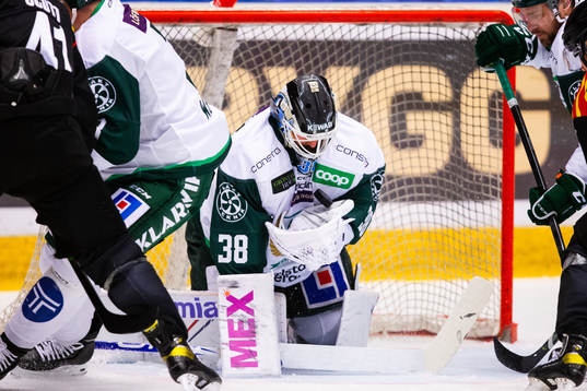 Färjestads målvakt Dominik Furch