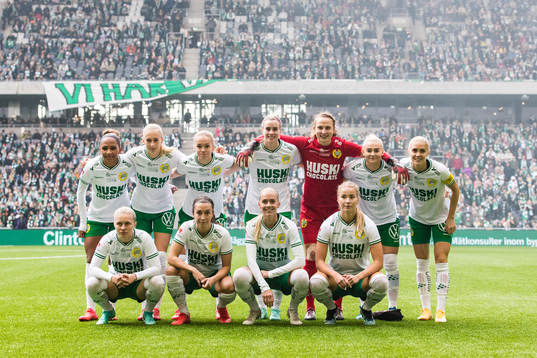 Hammarbys startelva innan fotbollsmatchen i Damallsvenskan
