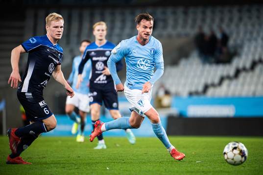 Onsalas Felix Hellberg och Malmö FFs Eric Larsson