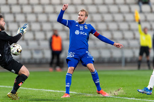 Jönköpings målvakt Frank Pettersson och   Sundsvalls