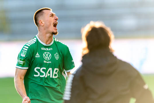 Brages Leonard Pllana jublar efter 2-3