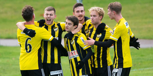 IFK Hässleholms Ivan Danielsson Andanovski har gjort 2-0