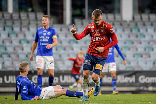 Örgrytes Ajdin Zeljkovic jublar efter 1-2