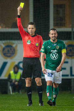Domare Martin Strömbergsson ger Jönköpings Fredric