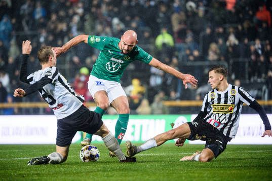 Jönköpings Perparim Beqaj mot Landskronas Måns Ekvall och Melker Heier