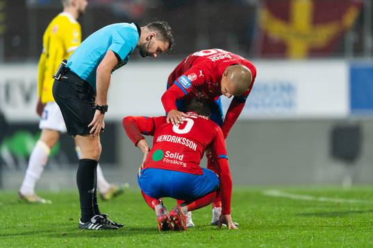 Helsingborgs Brandur Hendriksson Olsen har ont