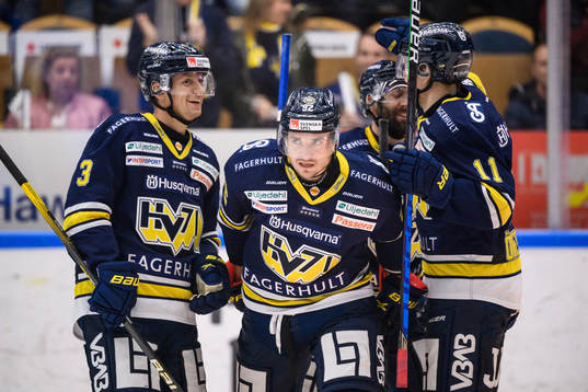 s Pontus Netterberg jublar