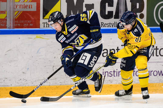 s Fredrik Forsberg och Södertäljes Emil Aronsson