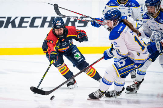 Djurgårdens Julia Tärnblom och Leksands Hanna Sköld