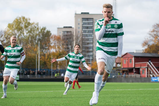 Bla gjennom flere bilder av Fotboll, Superettan, Vasalund - Västerås SK