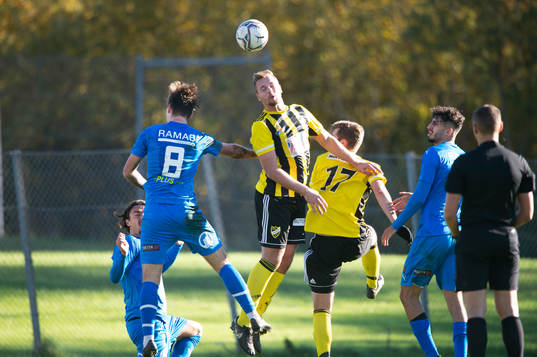  IFK Hässleholms Hampus Rydh i matchen i division 2 mellan Nosaby IF och IFK Hässleholm i Kristianstad 23 oktober 2021.
