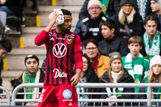 Östersunds Noah Sonko Sundberg med en skada